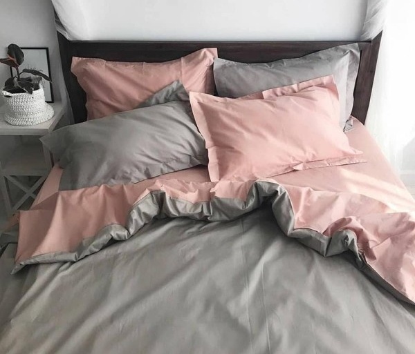 Cottony Cezar/Raluca Poplin