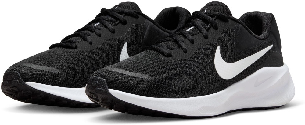Nike Revolution 7