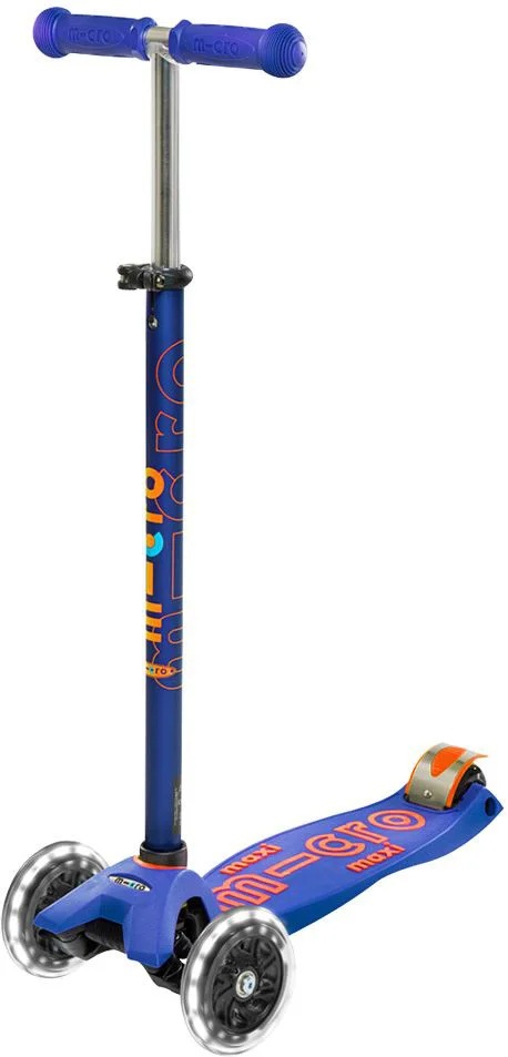 Trotinetă Micro Maxi Deluxe LED (MMD067)